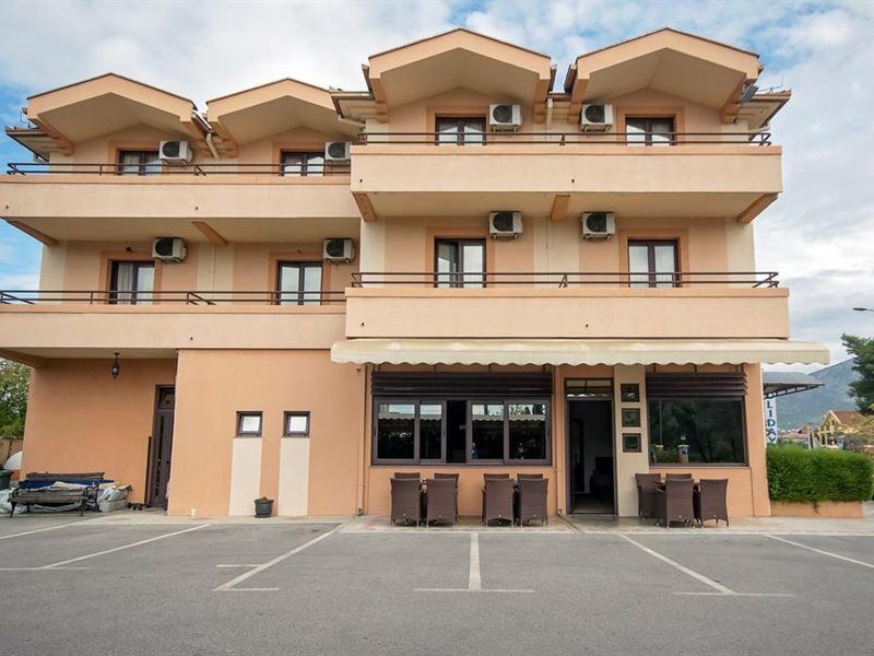 Garni Hotel Holiday Podgorica Exterior foto